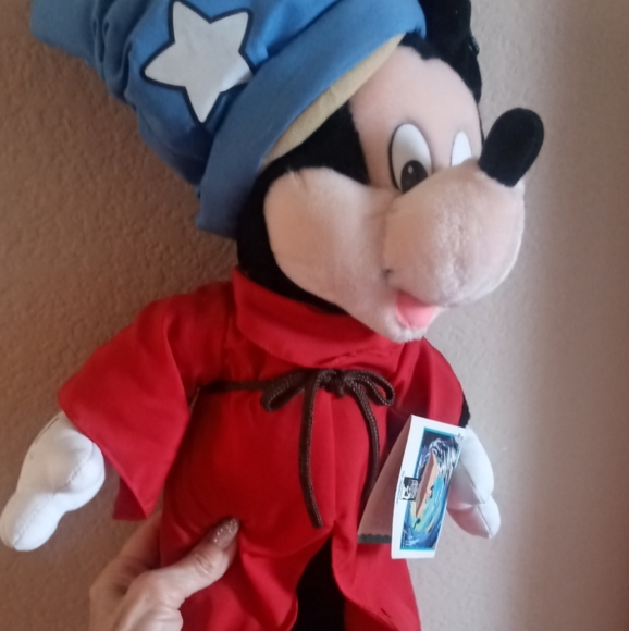 DISNEY DOLL RARE NEW - Picture 2 of 5